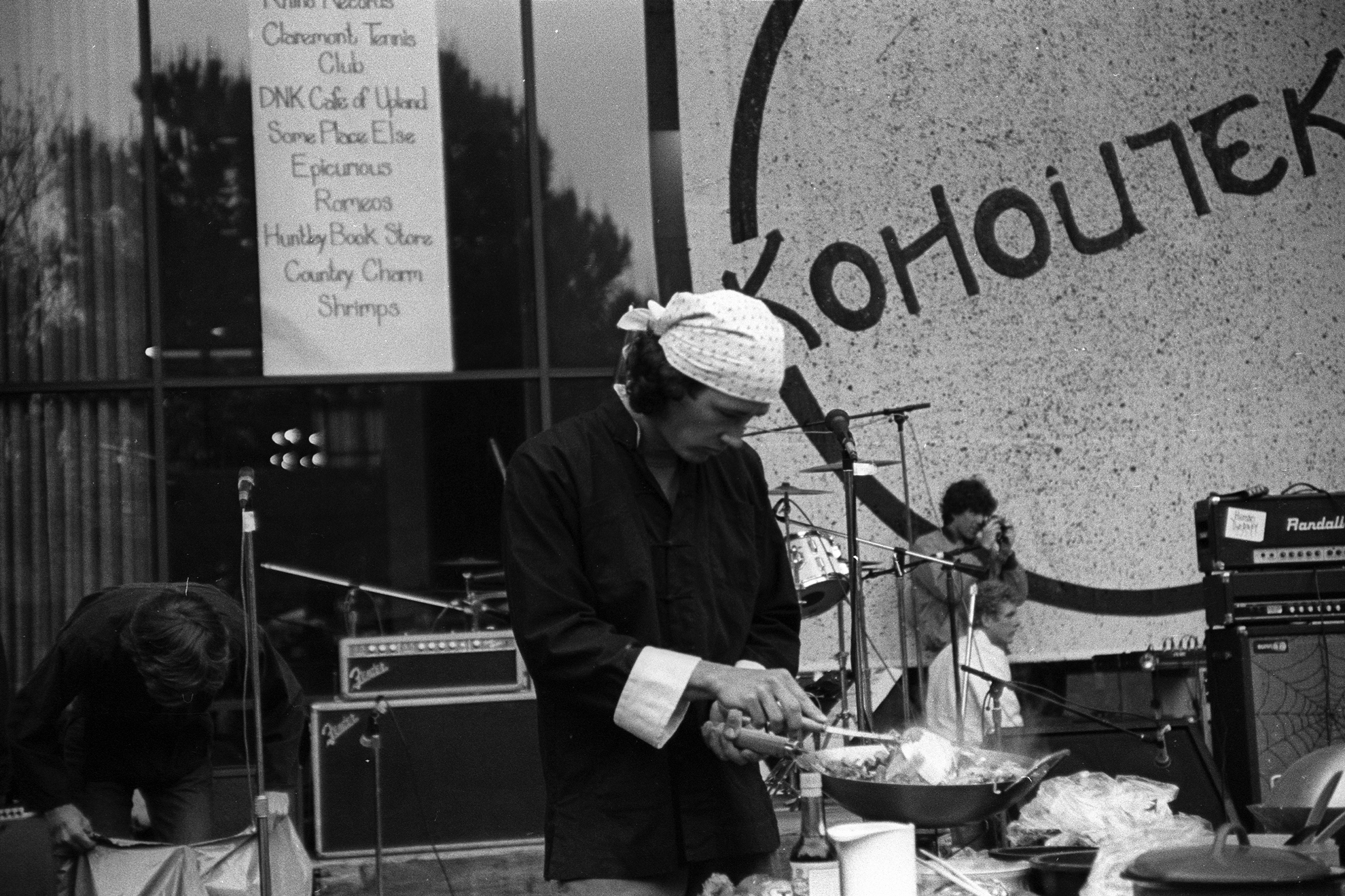 1985 Khoutek - Doing a little stir frying in front of the stage -- performance art, perhaps?