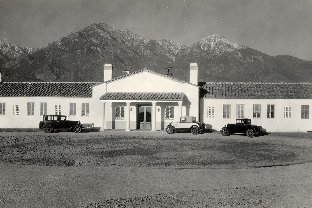 Archive photo of the Memorial Infirmary, Claremont University Consortium, about 1931 soon after it was completed.