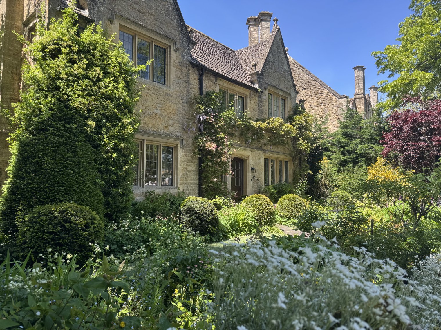 old English cottage