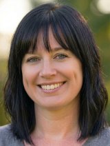 headshot of Melissa Burrows