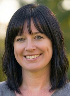 headshot of Melissa Burrows