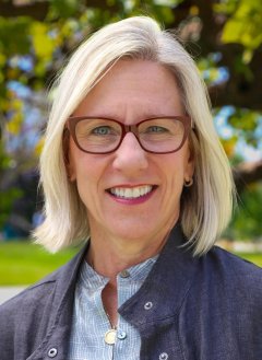 headshot of kimberly grant