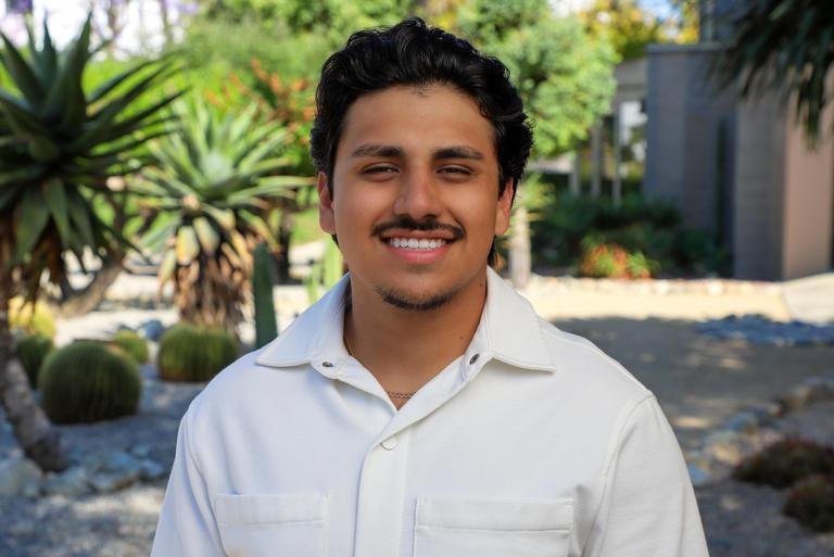 head shot of Julian Medina