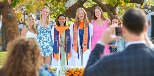 students wearing stoles