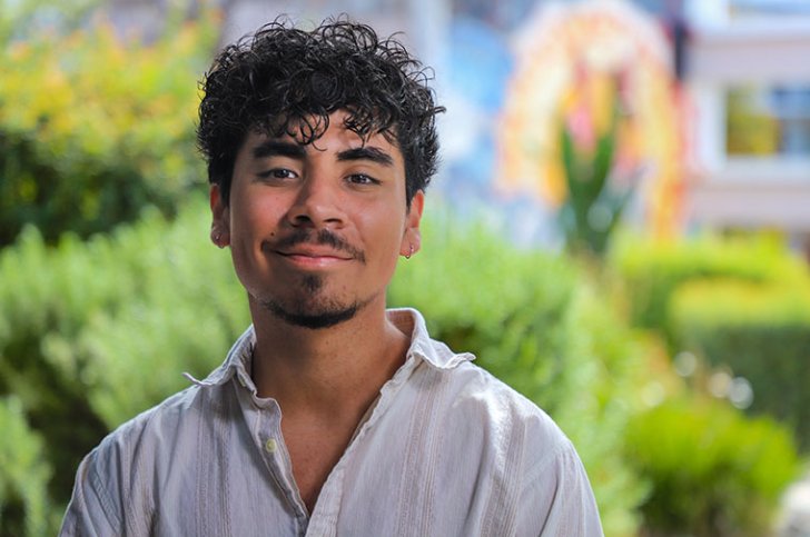 headshot of Nicholas Hernandez