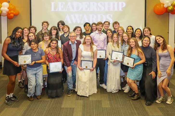 student awardees pose with President Strom Thacker