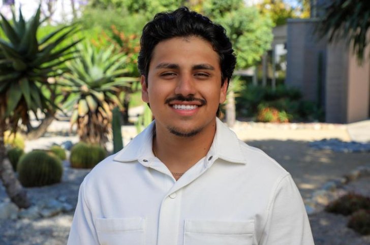 head shot of Julian Medina