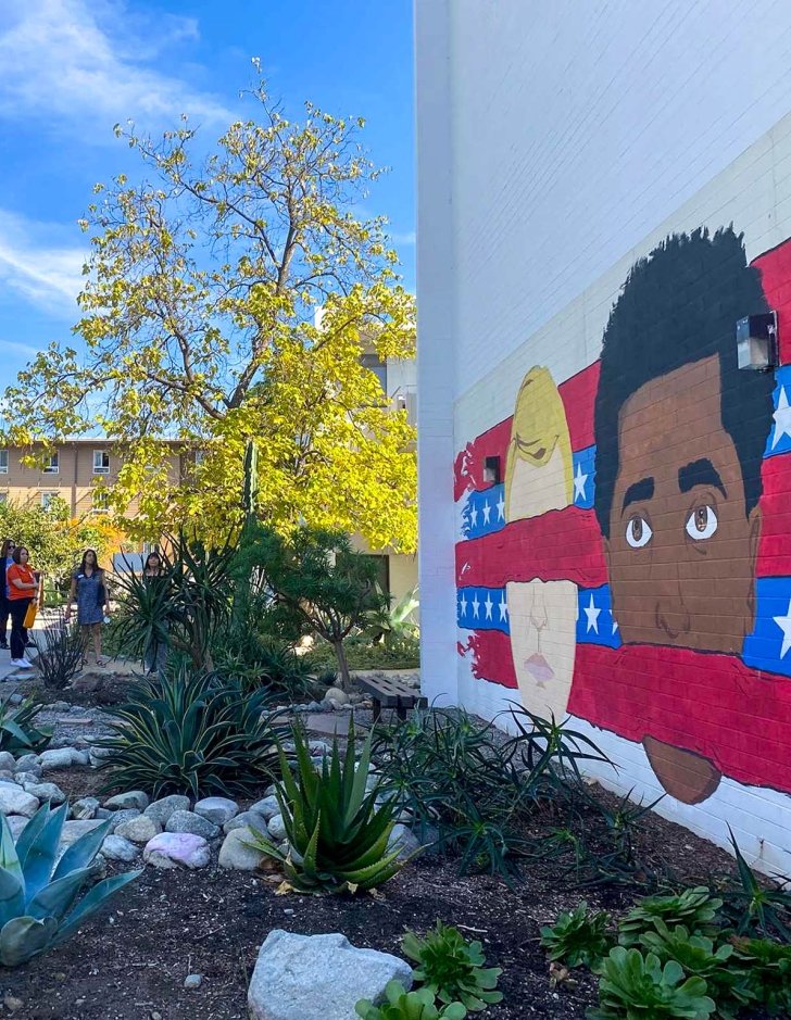 Art gallery mural tour observes art on Mead north wall