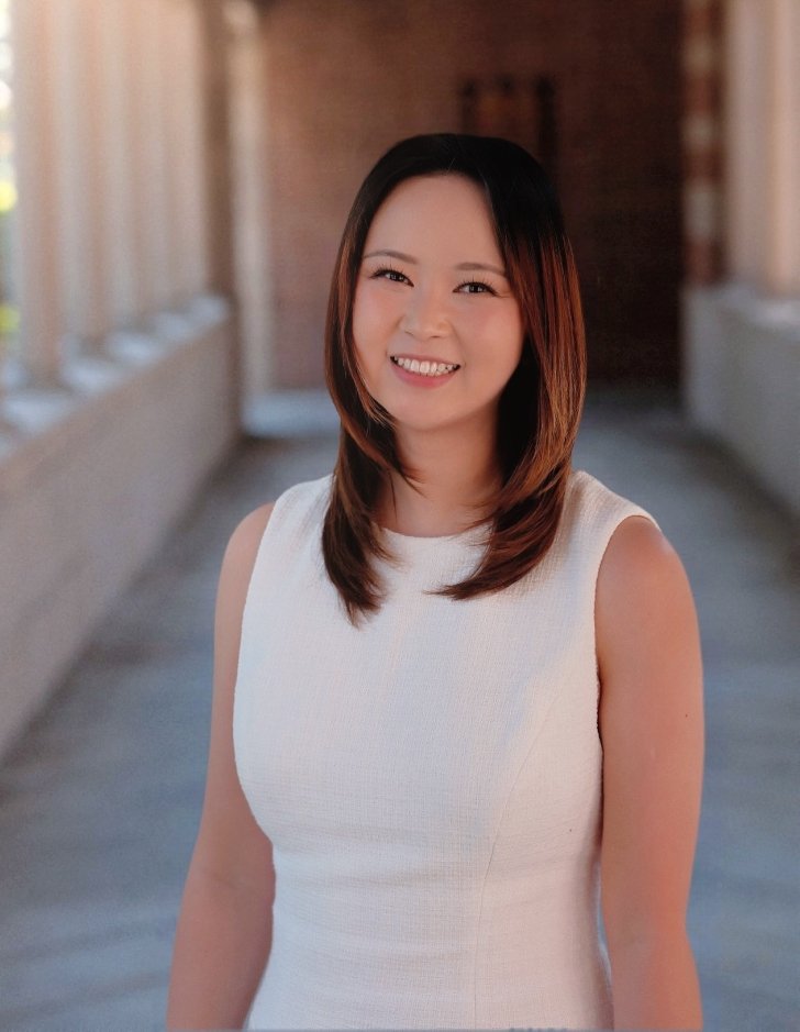 Vera Jin Career Services Headshot