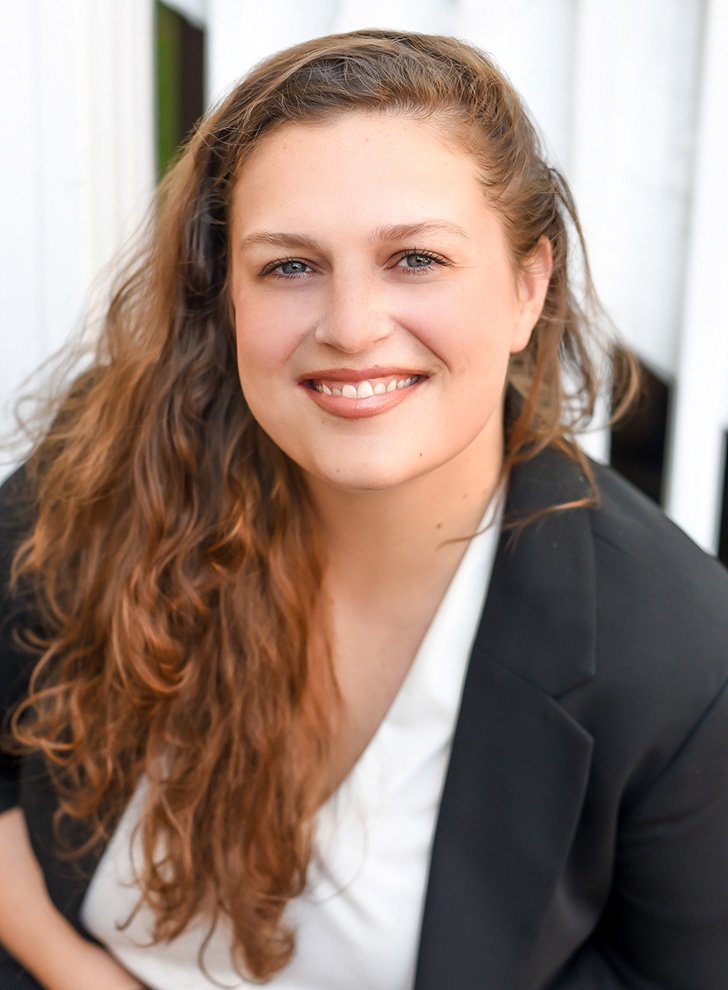 headshot of Dana Brozost-Kelleher
