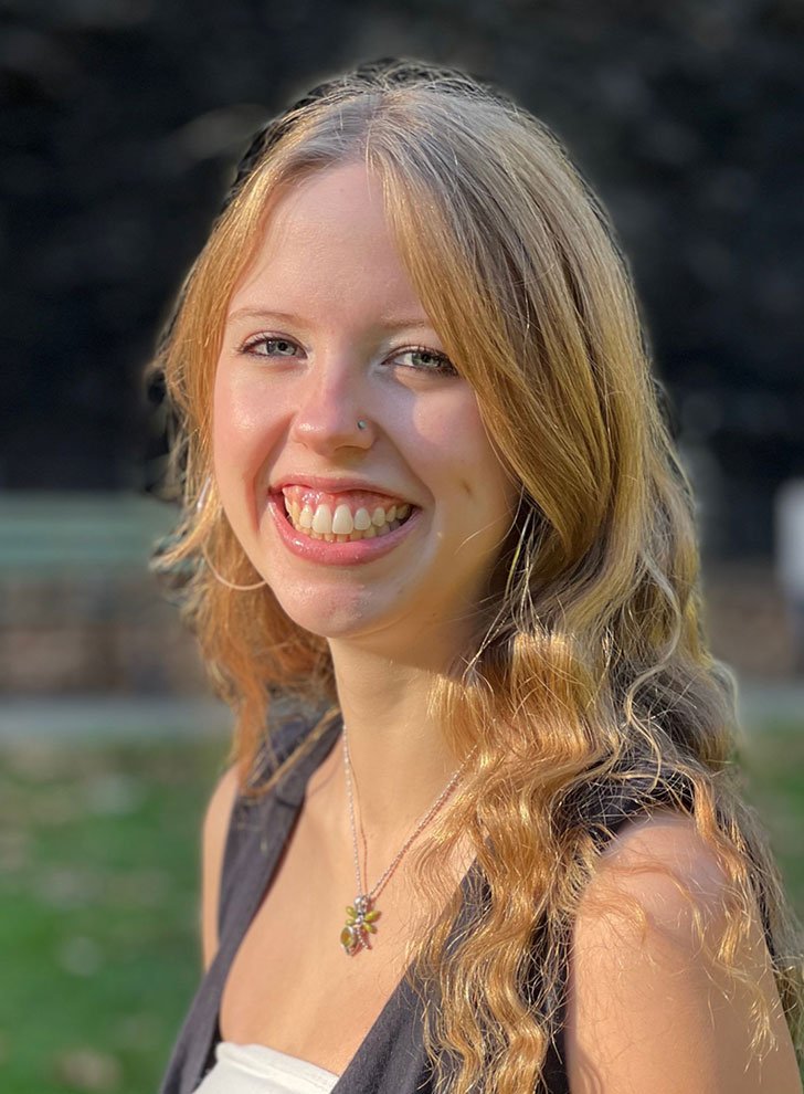 headshot of Maya Raphael