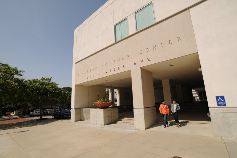 The entrance to the Keck Science Center at Pitzer College