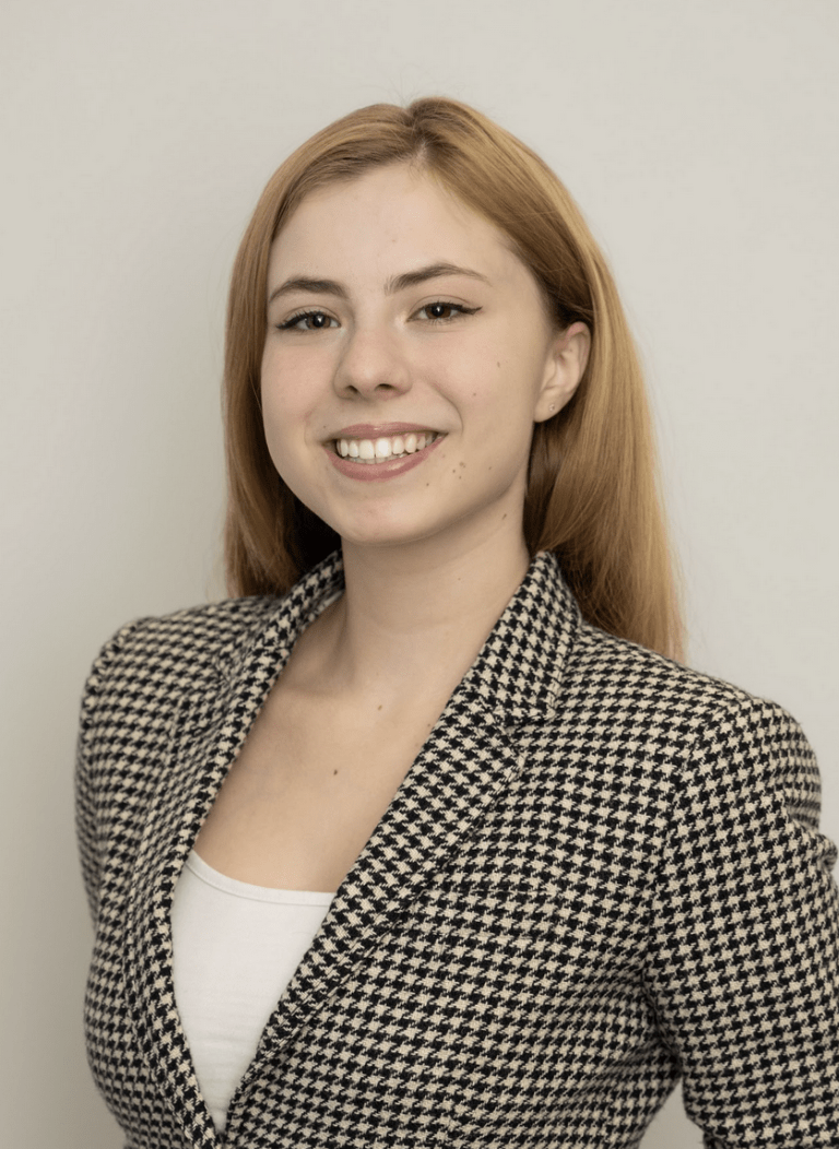 Francesca Luna Mills