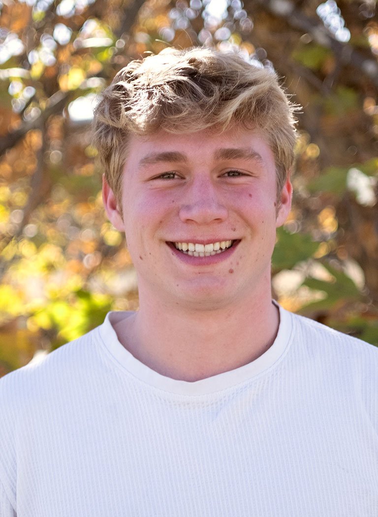 headshot of Elias Schendler