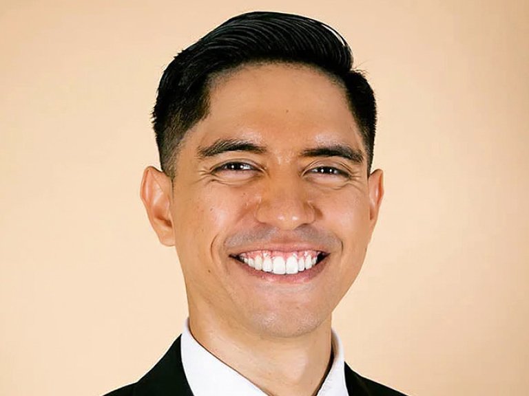 head shot of Kepa Barrett