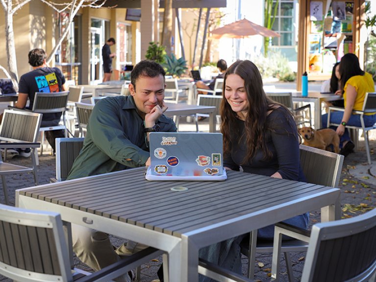 Prof. Edward Fanthome meets with Siena Giacoma