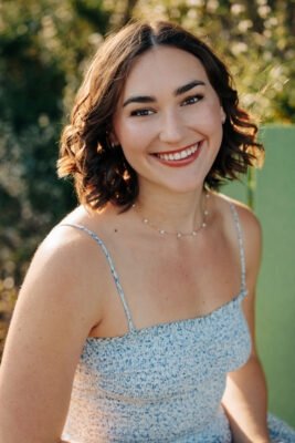 portrait of alaina neuburger