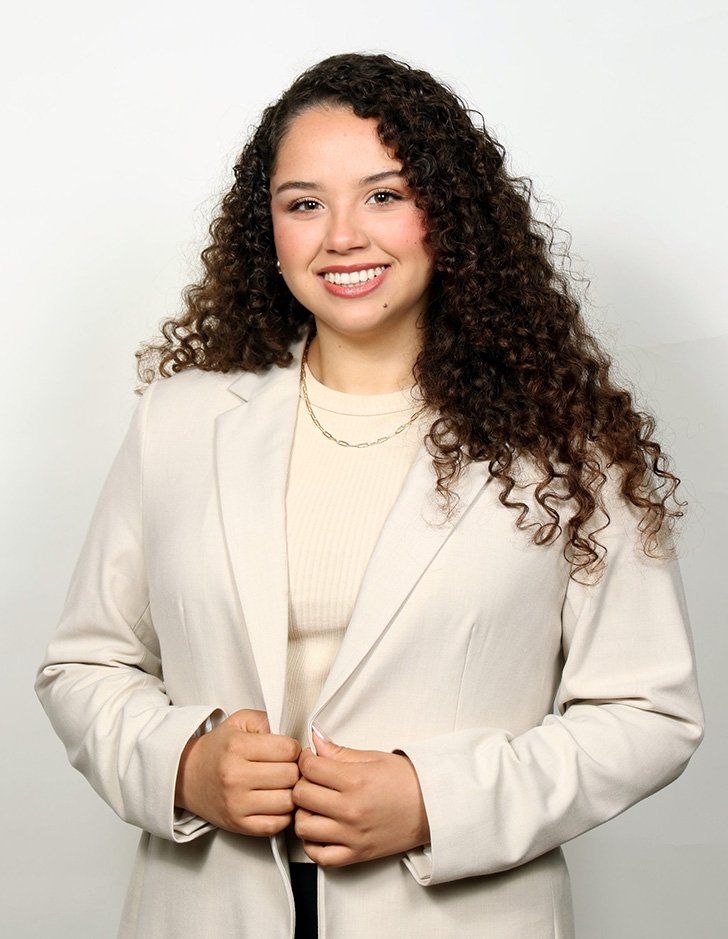 portrait of alum Jocelyn Vega-Robledo