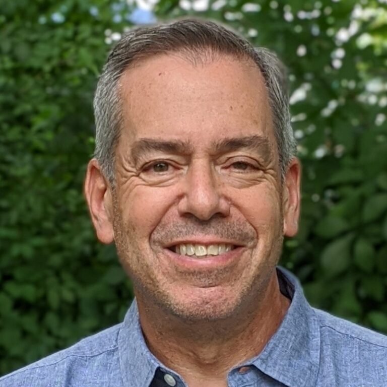 Headshot of Mark Weitzman