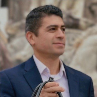 Cecil Banuelos ’99
