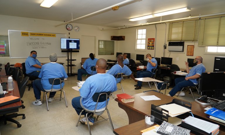 Students in the CRC sit in a zoom class during COVID 